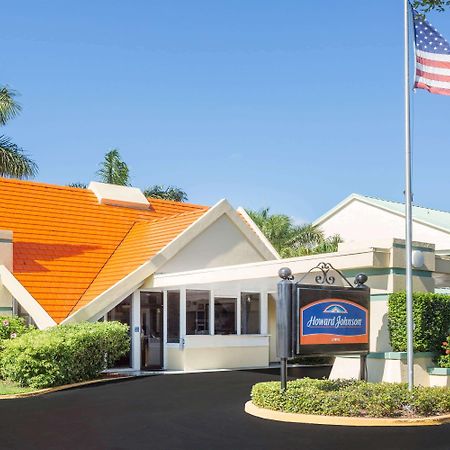 Howard Johnson By Wyndham Vero Beach / Downtown Extérieur photo